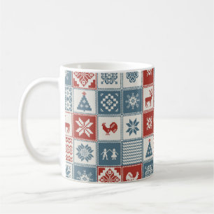 Weihnachtsmuster im Patchwork-Stil. Traditionell Kaffeetasse
