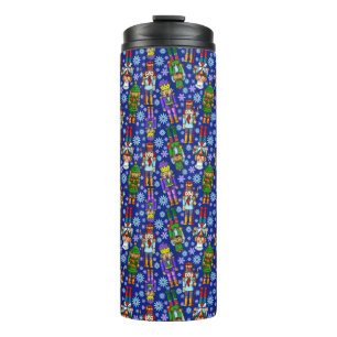 Weihnachtsmuster mit Nutcracker und Schneeflocken Thermosbecher