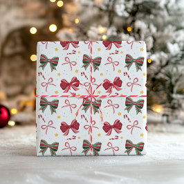 Weihnachtspapier mit roten und grünen Schleifen Geschenkpapier