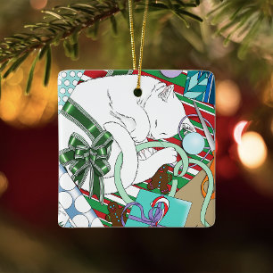 Weihnachtspapier mit schlafender weißer Katze Keramikornament