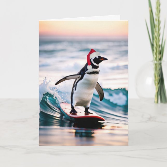 Weihnachtspenguin surfen auf einer Welle Feiertagskarte (Vorderseite)