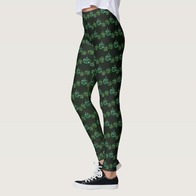 Weihnachtsschmuck im Grünen Leggings (Links)