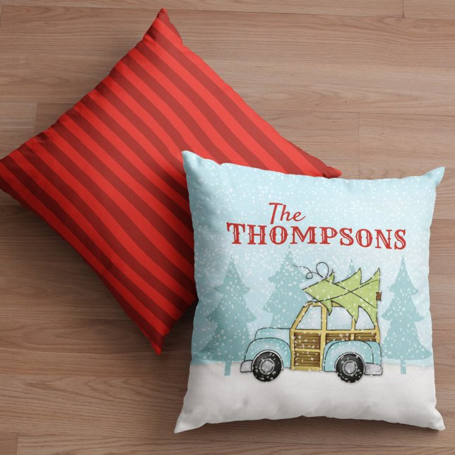 Weihnachtsschneeflocken Autos Niedliche Personalis Kissen (Whimsical Christmas holiday Woodie car throw pillow)