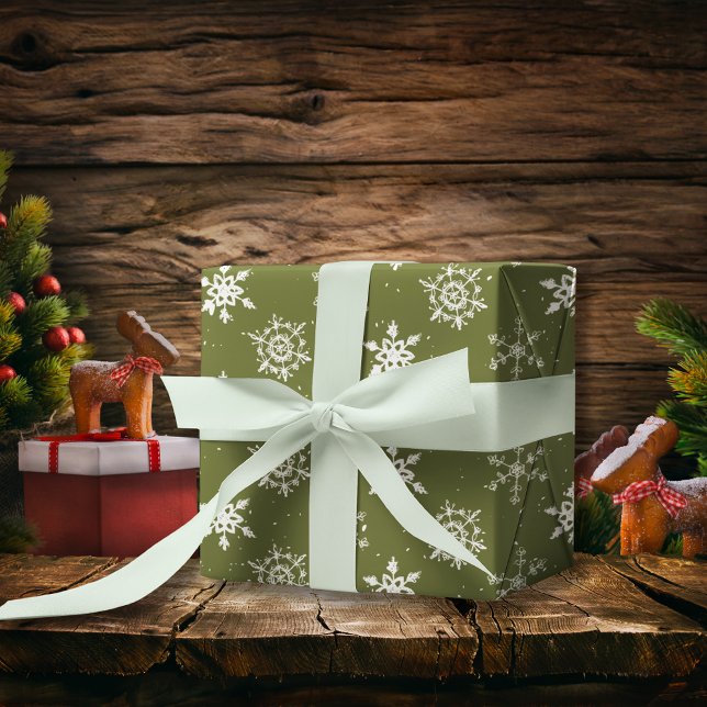 Weihnachtsschneeflocken Grüner Winter Geschenkpapier (Christmas Snowflakes Green winter Wrapping Paper)
