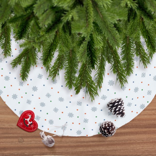 Weihnachtsschneeflocken und Punktmuster Polyester Weihnachtsbaumdecke (Trendy modern elegant white Christmas snowflakes and dots christmas tree skirt)