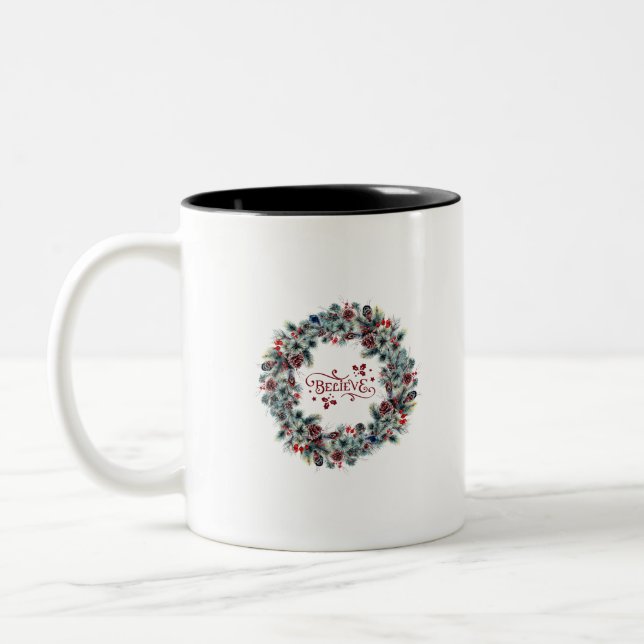 Weihnachtsschreath BELIEVE Typografie Zweifarbige Tasse (Links)