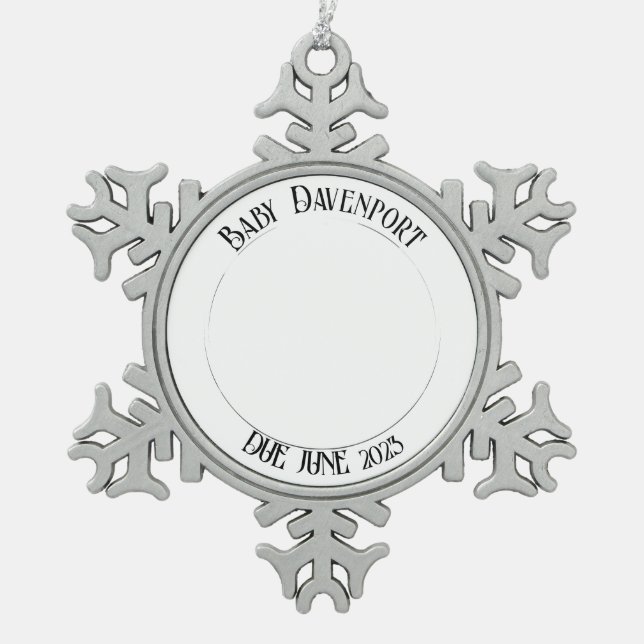 Weihnachtsschwangerschaft-Foto Schneeflocken Zinn-Ornament (Vorderseite)