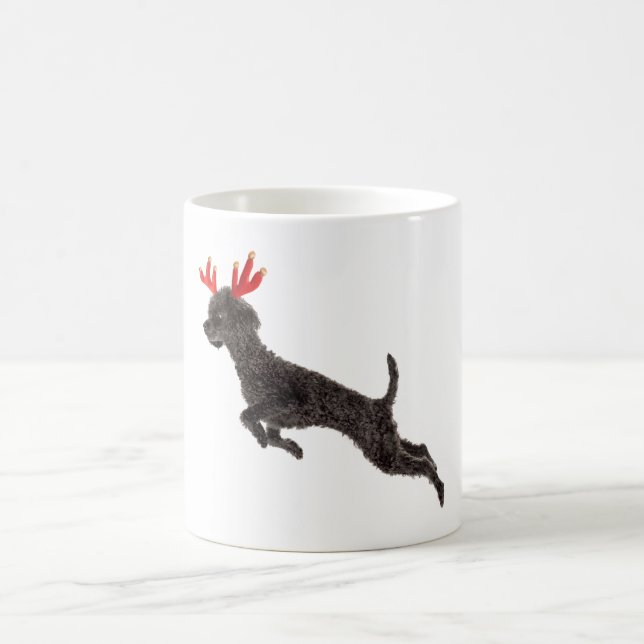 Weihnachtsschwarze Zwergpudel-Hunderen-Geweihe Kaffeetasse (Mittel)