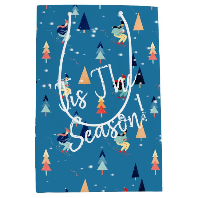 Weihnachtsskifahrer auf Blue Mittlere Geschenktüte (Vorderseite)