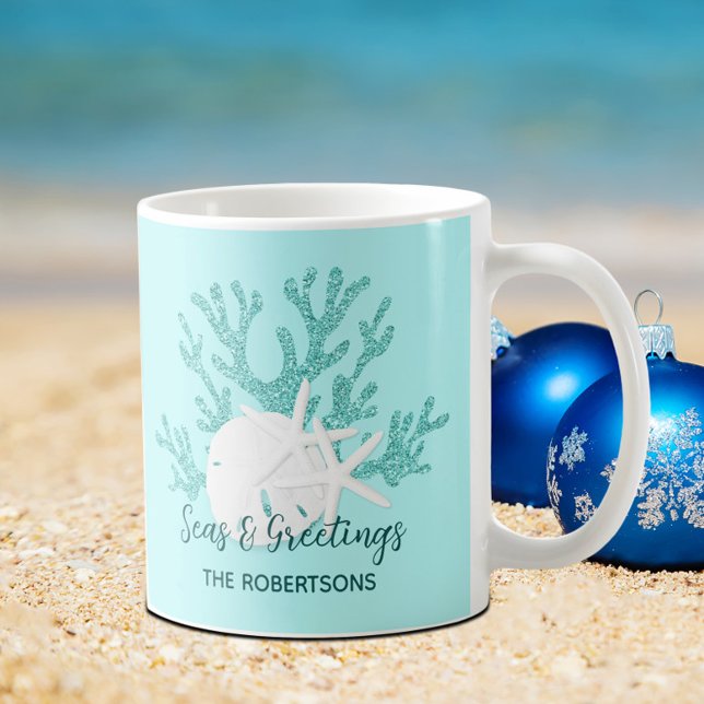 Weihnachtsstrand an der Küste und Grüße Kaffeetasse (Von Creator hochgeladen)