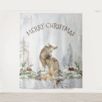 Weihnachtswolf in schneebedeckten Wäldern frohe We