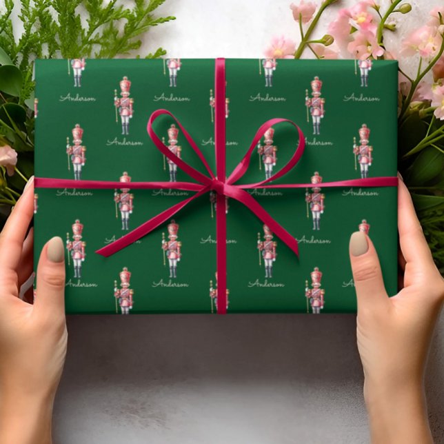 Weihnachtswrapping Paper Personalisiert Nutcracker Geschenkpapier (Von Creator hochgeladen)
