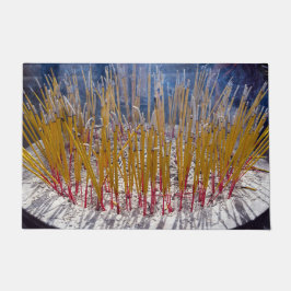 Weihrauch in einem Tempel - Zhongdian, Yunnan, Chi Fußmatte