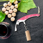 Wein ein wenig lachen Ein großes Party Kellnermesser<br><div class="desc">Wein Korkenzieher ist personalisiert mit Ihren Initialen und Text "Wine a Little,  Laugh A Lot" auf heiß rosa. Ideal für sich selbst oder als Geschenk für jeden Anlass - Geburtstag,  Junggeselinnen-Abschied,  Probe Abendessen und vieles mehr.</div>