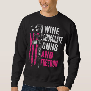 Wein Schokolade Gewehre & Freedom Pink Ar15 Frauen Sweatshirt