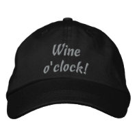 Wein um die Uhr! Funny Embroided Hat
