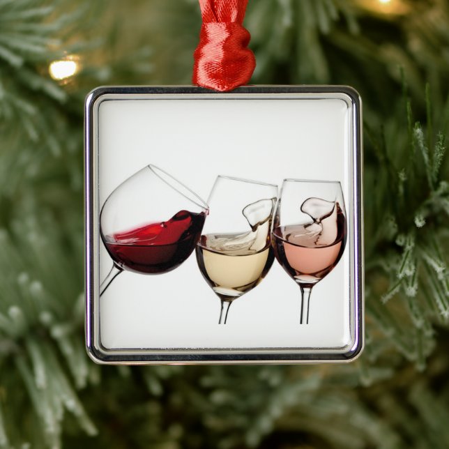 **WEIN UND MEHR WEIN** CHRISTMAS ORNAMENT (Baum)