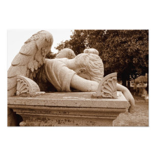 weinender Engel Fotografie sepia