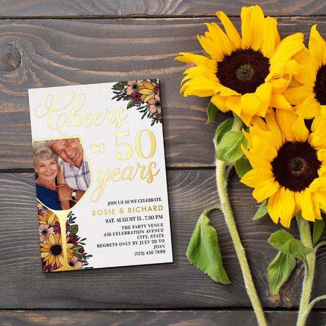 Weinglas jubelt auf 50 Jahre Hochzeitstag Folieneinladung (Von Creator hochgeladen)