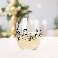 Weinglas mit Musiknoten und Stave