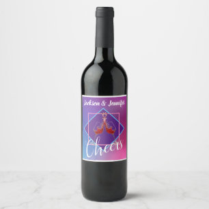 Weingläser mit Rotwein Toast Weinetikett