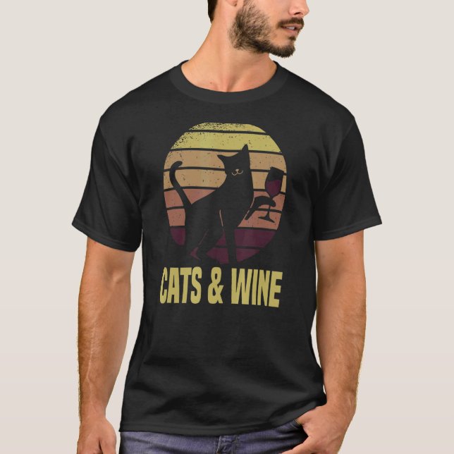 Weinsammelnde Rotweinkatze T-Shirt (Vorderseite)