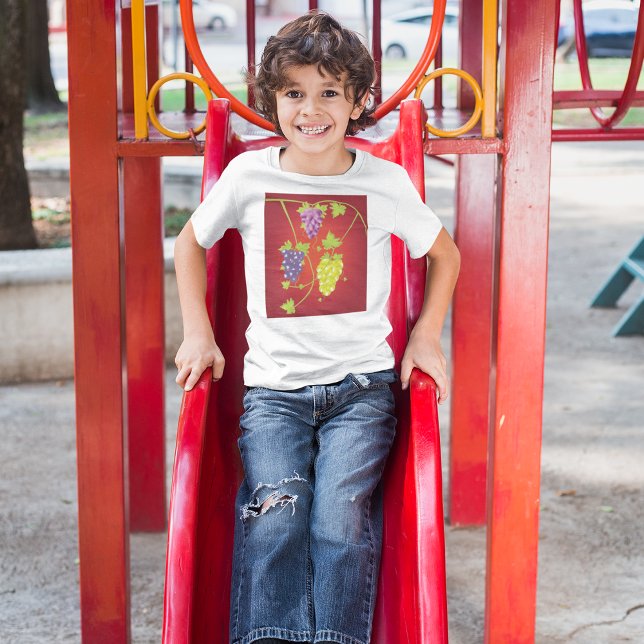 Weintraube mit Trauben T-Shirt (Von Creator hochgeladen)