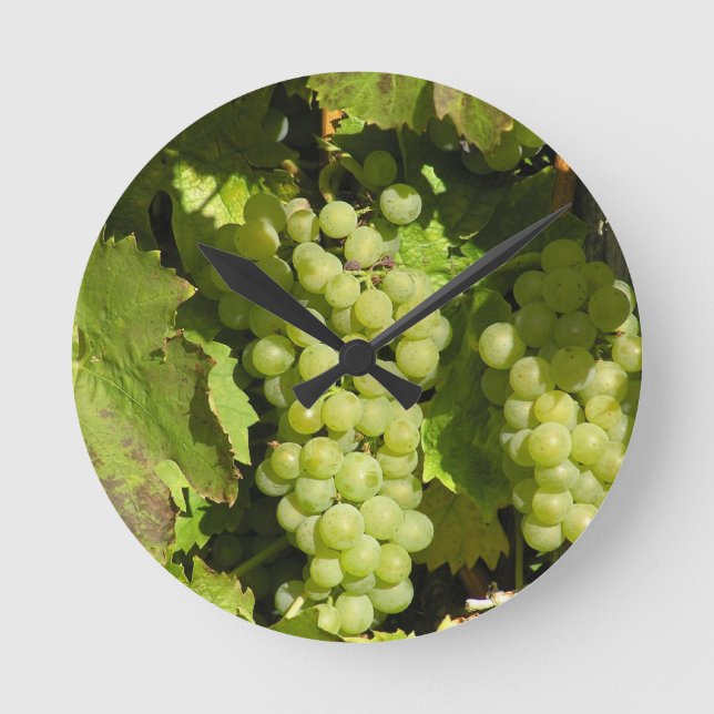 Weintrauben aus Langenlois Runde Wanduhr (Vorderseite)