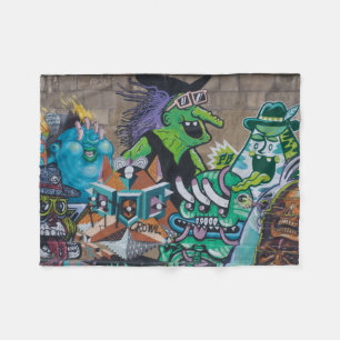Weird Wicked Wild Hexe Graffiti Fleecedecke
