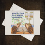 Weisheit ist ein Baum des Lebens Inspiration Postk Postkarte<br><div class="desc">Ein bisschen Inspiration und Ermutigung,  jemandes Tag aufzuhellen - auf dem Bulletin Board bei der Arbeit,  an einem Schließfach festzuhalten,  am Kühlschrank,  im Handwerksraum,  oder in der Bibel stecken. Sprichwörter 3:18</div>