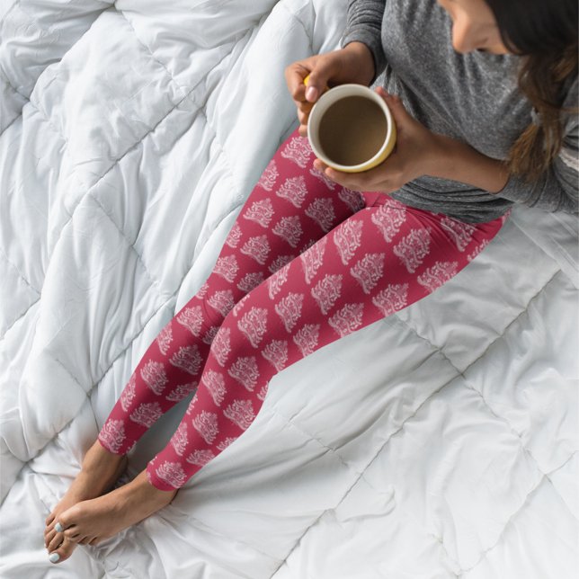 Weiß auf dem skandinavischen Weihnachtsbaum der No Leggings (Von Creator hochgeladen)