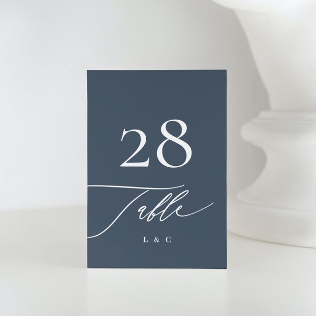 Weiß auf Navy Blue | Kalligrafie Moderne Hochzeit Tischnummer (Von Creator hochgeladen)
