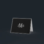 Weiß auf Schwarz Monogram gefaltet Danke Karte<br><div class="desc">Klassische und schlichte mit Monogramm Initialen auf schwarzem Hintergrund gefaltet danke Karte (weiß innen leer) Toll für die geschäftliche Korrespondenz.</div>