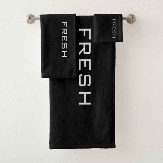 Weiß auf schwarzem FRESH Badhandtuch Set (Insitu)