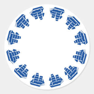 Weiß blaue Nautikboote rahmen leeres Meer Runder Aufkleber