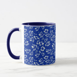 weiß-blaues Blumenmuster Tasse