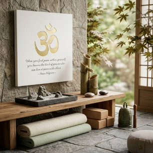 Weiß & Gold OM Symbol YOGA Meditation Instructor Leinwanddruck