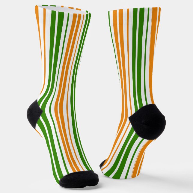 Weiß Orange Grün Vertikales Streifendesign   Socken (Gewinkelt)