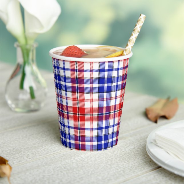 Weiß-Rot-Blau-Karo-Tartan-Design Pappbecher (In Situ)
