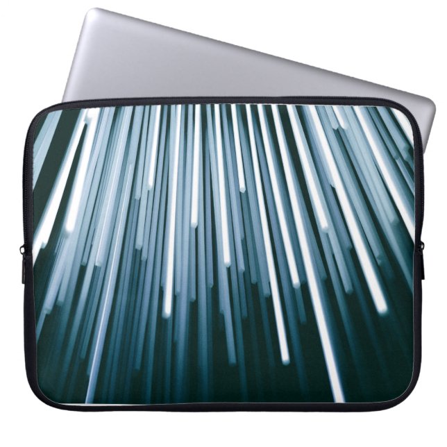 Weiß und Schwarz Laptopschutzhülle (Vorderseite)