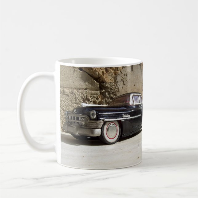 "Weißblechmodell Cadillac. " Tasse (Links)