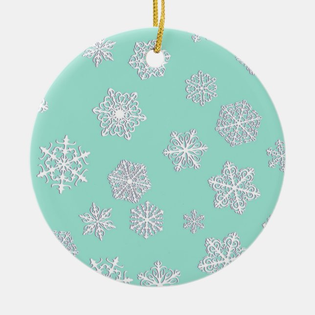 Weiße 3-D-Schneeflocken auf Aquarellhöhe Keramikornament (Vorne)