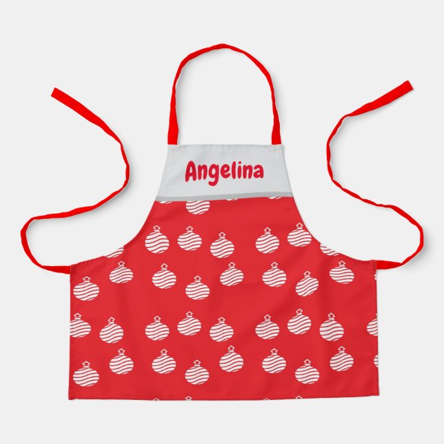 Weiße, abgerundete Linien zieren Schürze (Vorderseite)