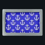 Weiße Anker mit blauem Hintergrund Rechteckige Gürtelschnalle<br><div class="desc">Weiße nautische Anker auf blauem Hintergrund. Schöne Dekoration.</div>