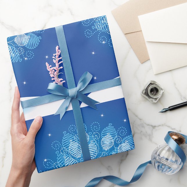 Weiße Bäume im Schnee Geschenkpapier (Von Creator hochgeladen)