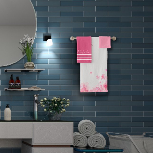 Weiße Bezeichnung der Wasserfarbe Badhandtuch Set (Von Creator hochgeladen)