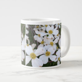 Weiße, blühende Dogwood-Blume Benutzerdefinierte T Jumbo-Tasse