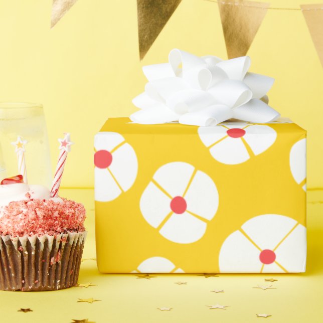 Weiße Blume auf Gold Geschenkpapier (Geburtstagsparty)