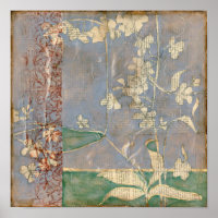 Weiße Blume im Zeitungspapier-Hintergrund