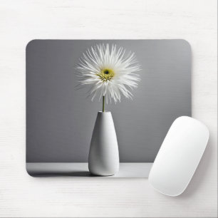 Weiße Blume in Vase-Einfachheit Mousepad
